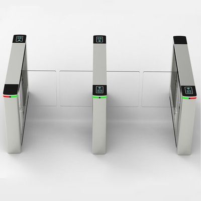 Premium kwaliteit schommeltorentje met toegangscontrolesysteem voor efficiënt beheren van de menigte